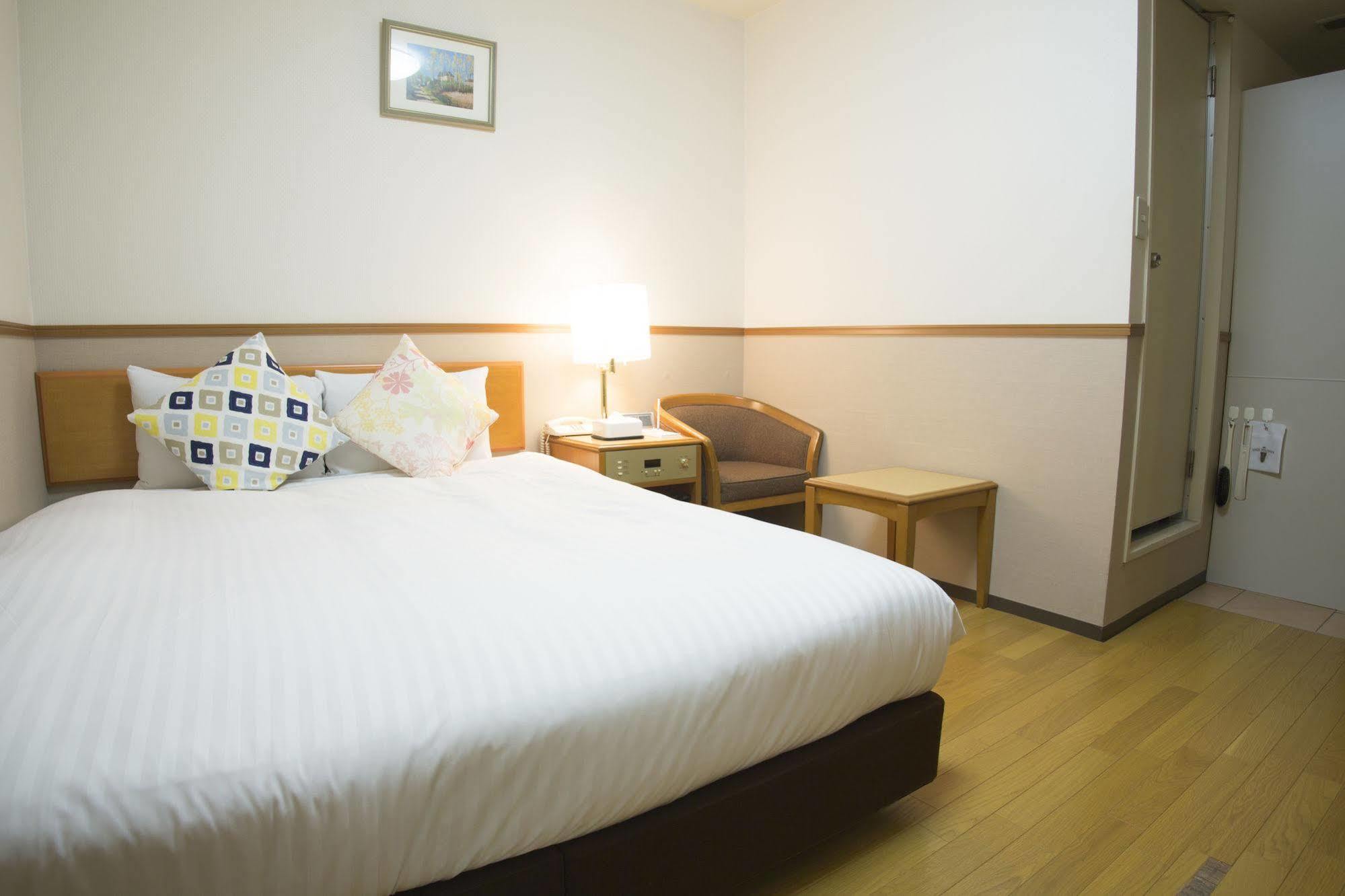 Smile Hotel أتسوغي المظهر الخارجي الصورة
